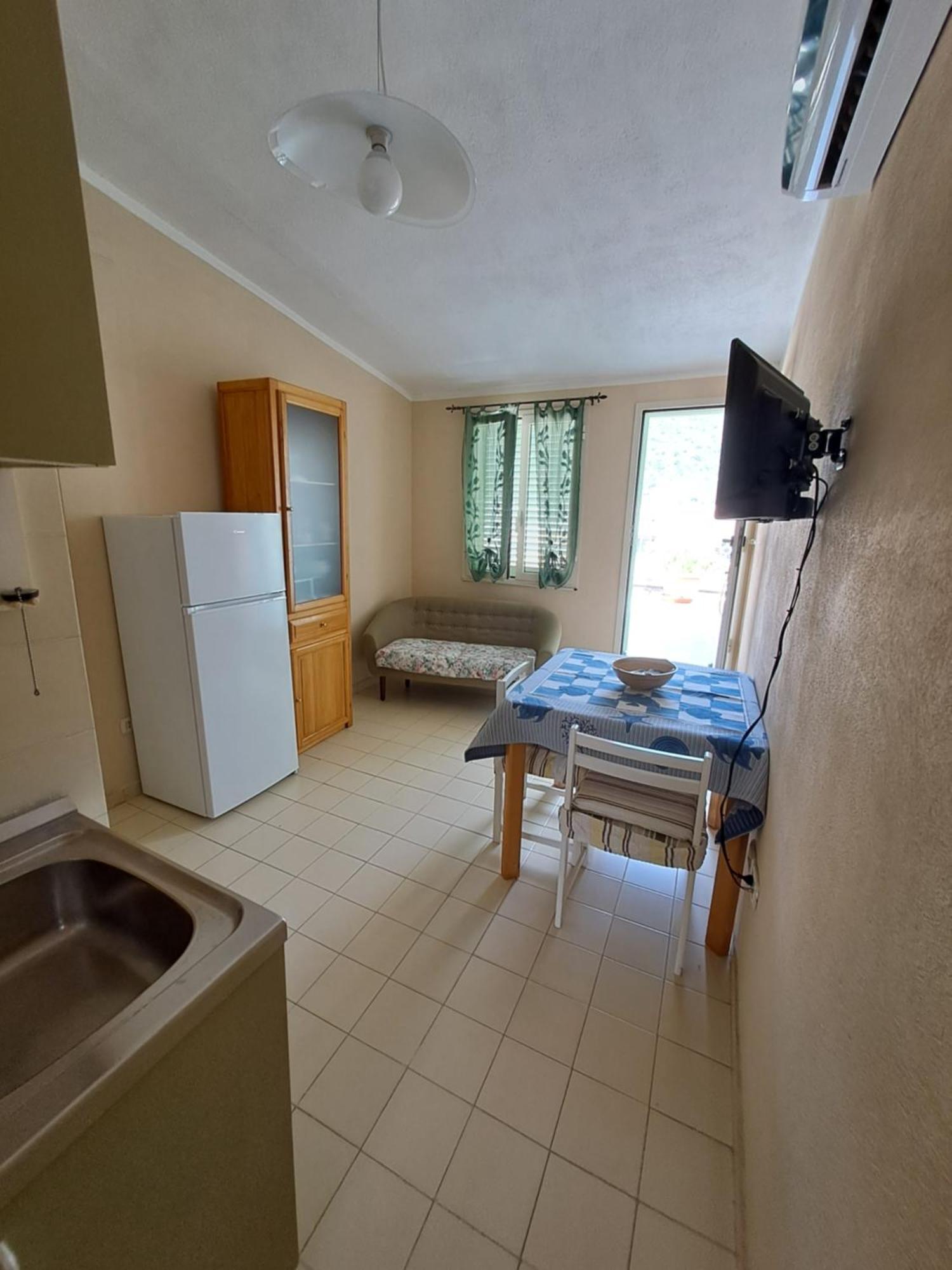 Appartamenti Teulada Di Laura Quarto foto